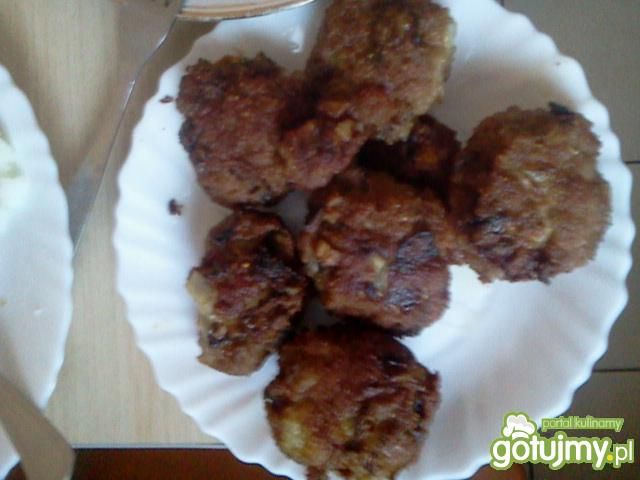 Mielone z cebulą i pieczarkami