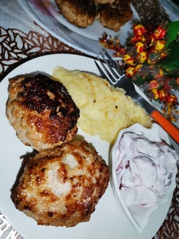 Mielone z dodatkiem mleka.