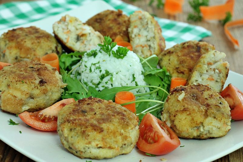 Mielone z dorszem z ryżem i pieczarkami  Mielone z dorszem z ryżem i pieczarkami