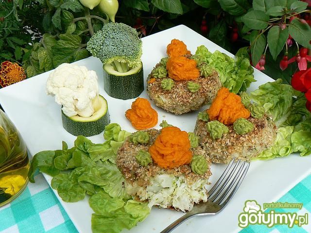 Mielone z kalafiora  z puree z bobu Mielone z kalafiora  z puree z bobu