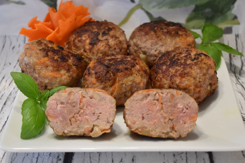 Mielone z marchewką Mielone z marchewką