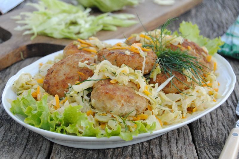 Mielone z młodą kapustą