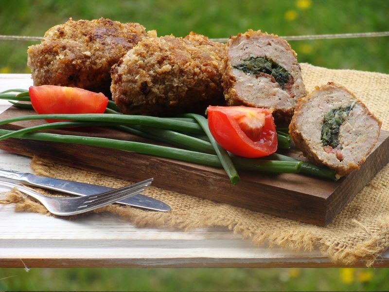 Mielone ze szpinakowym nadzieniem  Mielone ze szpinakowym nadzieniem