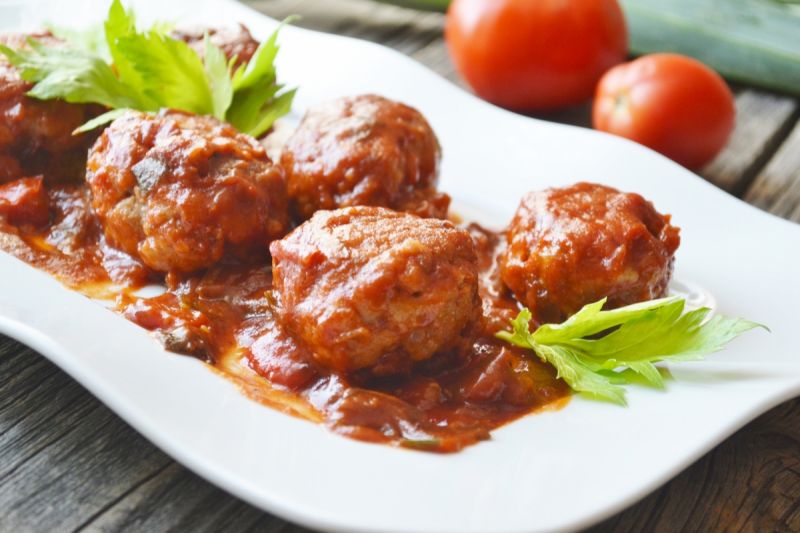 Mielone zraziki nadziewane porem i papryką Mielone zraziki nadziewane porem i papryką