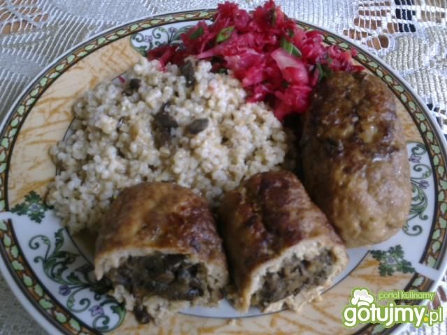 Mielone zrazy nadziewane grzybami