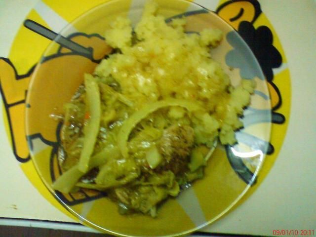 Mięsko duszone w kapuście Mięsko duszone w kapuście