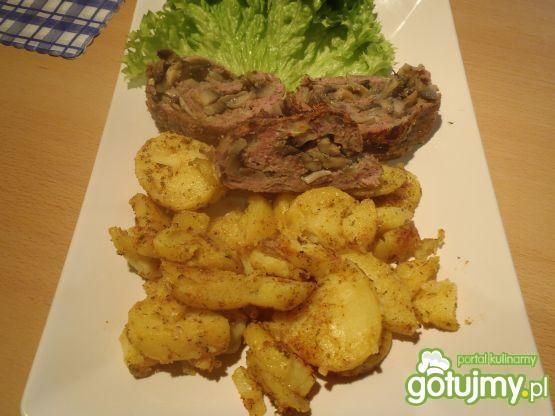 Mięsna rolada z pieczarkami Mięsna rolada z pieczarkami