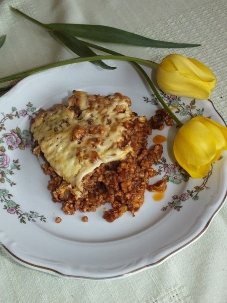 Mięsna zapiekanka z kaszą gryczaną