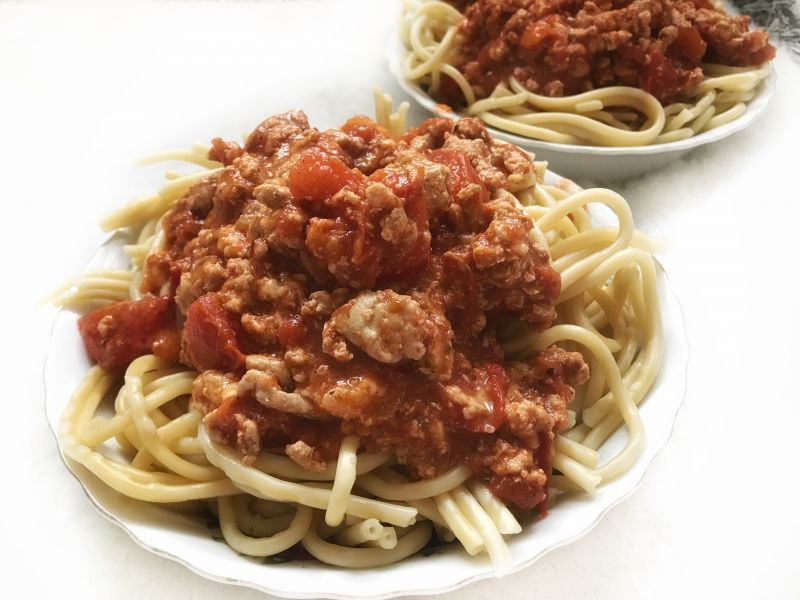 Mięsne spaghetti Mięsne spaghetti