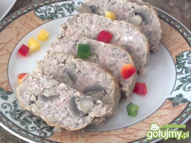 Mięsny Bochenek z  Pieczarkami  Mięsny Bochenek z  Pieczarkami