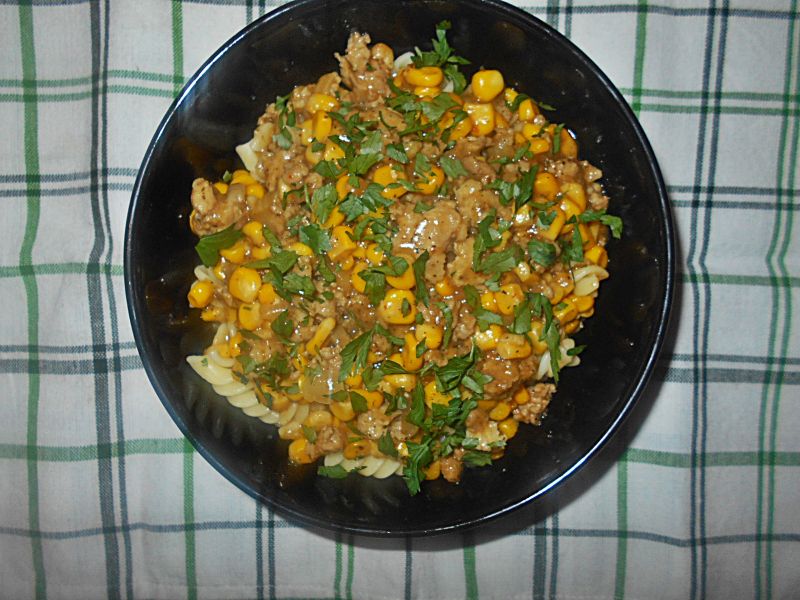 Mięso mielone z kukurydzą