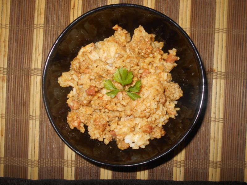 Mięso mielone z ryżem i boczkiem