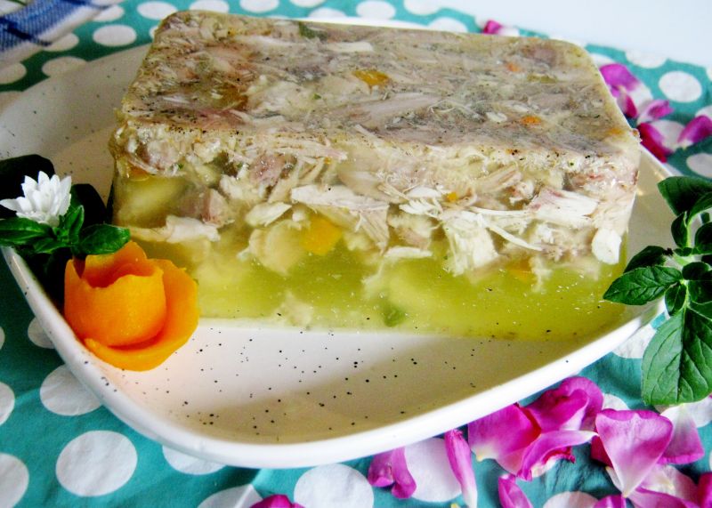 Mięso w galarecie  Mięso w galarecie
