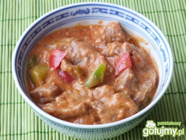 Mięso wieprzowe w cebulowym sosie