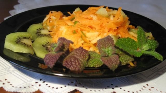 Miętowa marchewka z kiwi Miętowa marchewka z kiwi