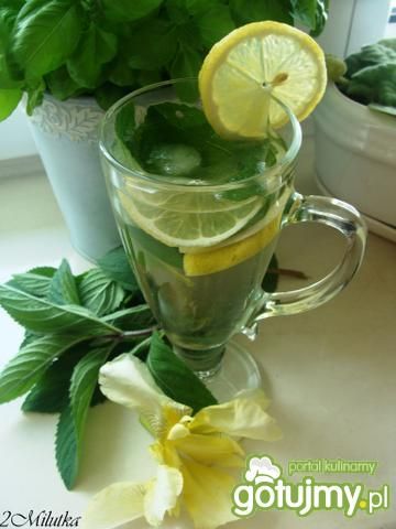 Miętowo-cytrynowe orzeźwienie