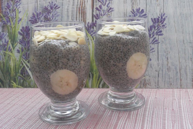 Migdałowe chia z bananem