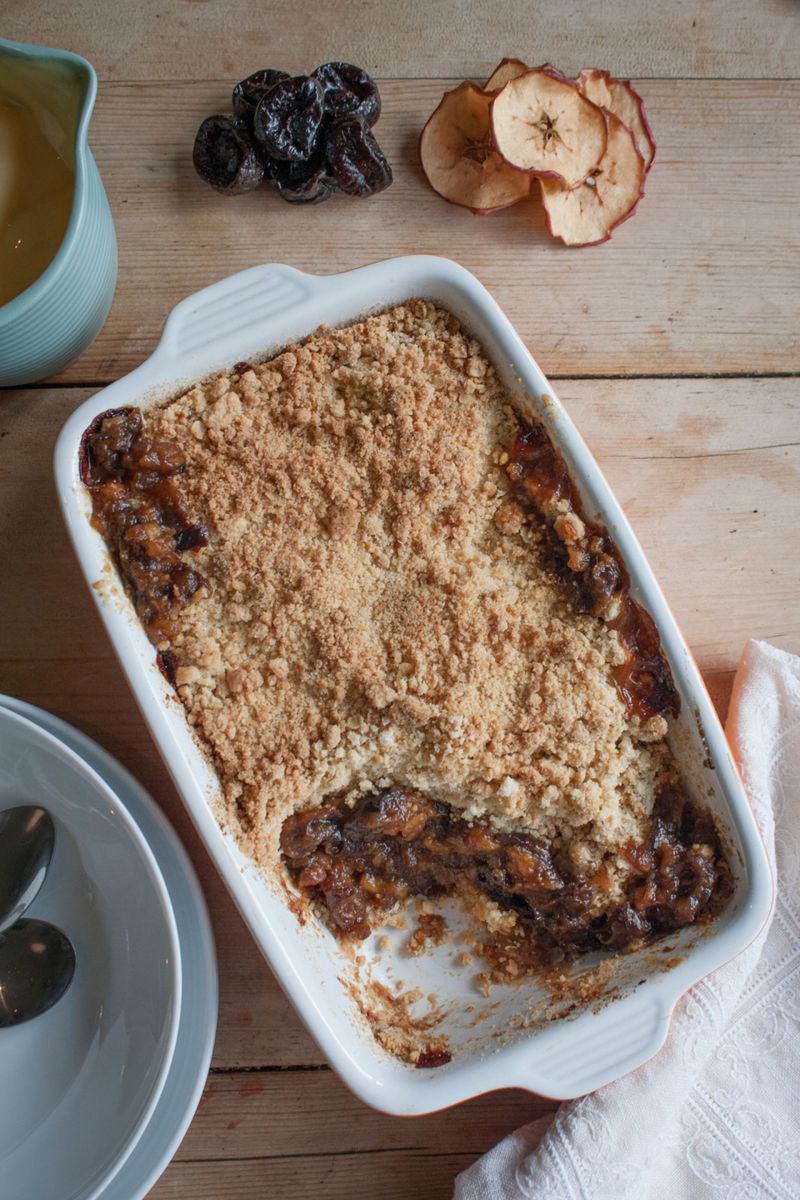Migdałowe crumble ze śliwkami kalifornijskimi i ja Migdałowe crumble ze śliwkami kalifornijskimi i ja