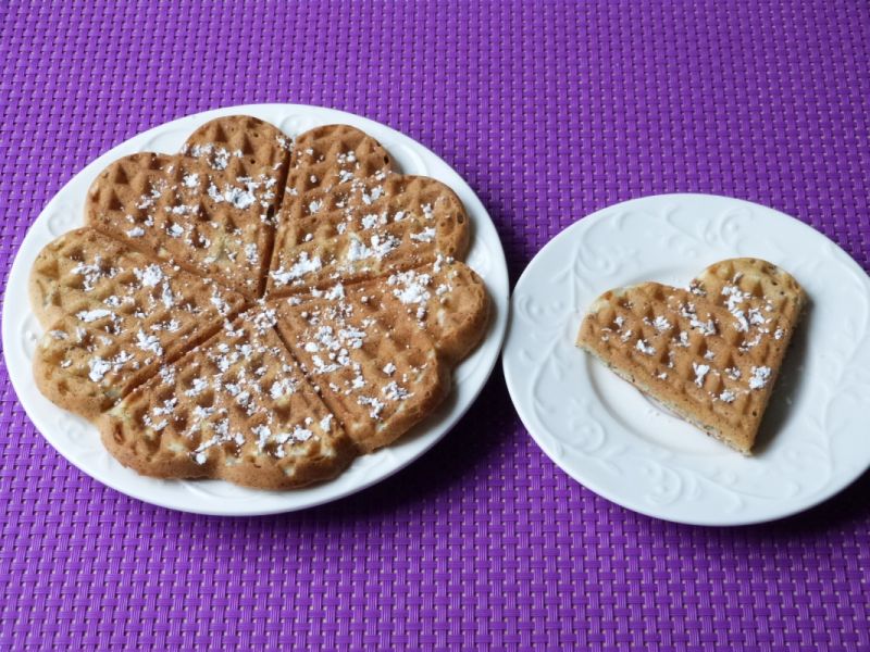 Migdałowe gofry z makiem Migdałowe gofry z makiem