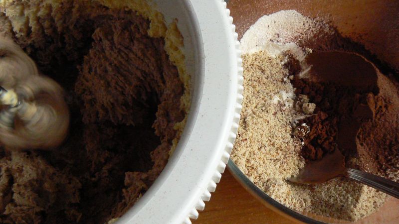 Migdałowe muffinki z czekoladą