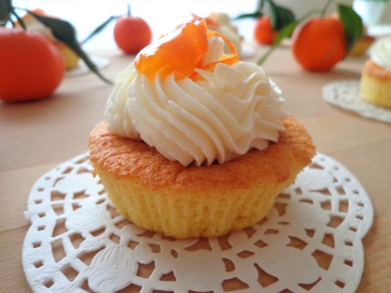 Migdałowe muffiny z mandarynkami, bez glutenu Migdałowe muffiny z mandarynkami, bez glutenu