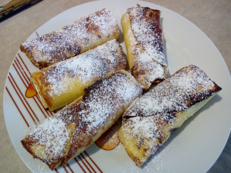 Migdałowe naleśniki z serem