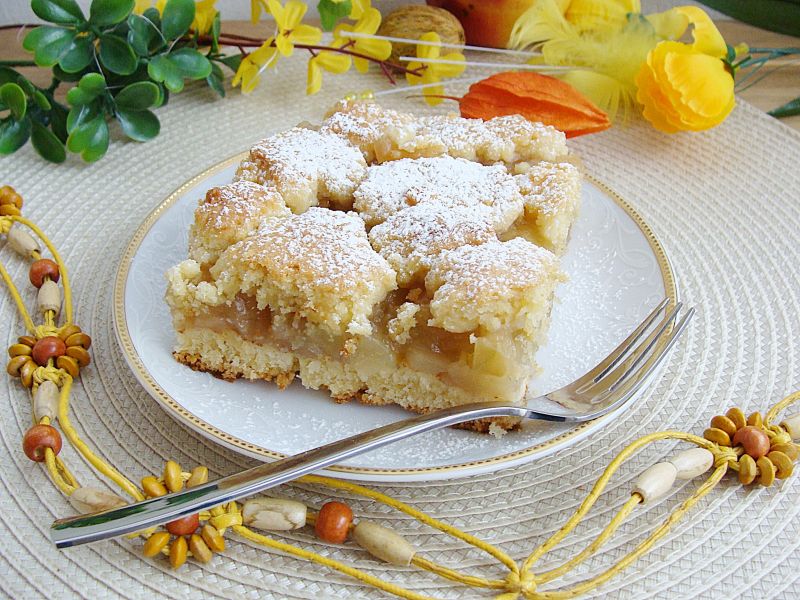 Migdałowo-cytrynowa szarlotka