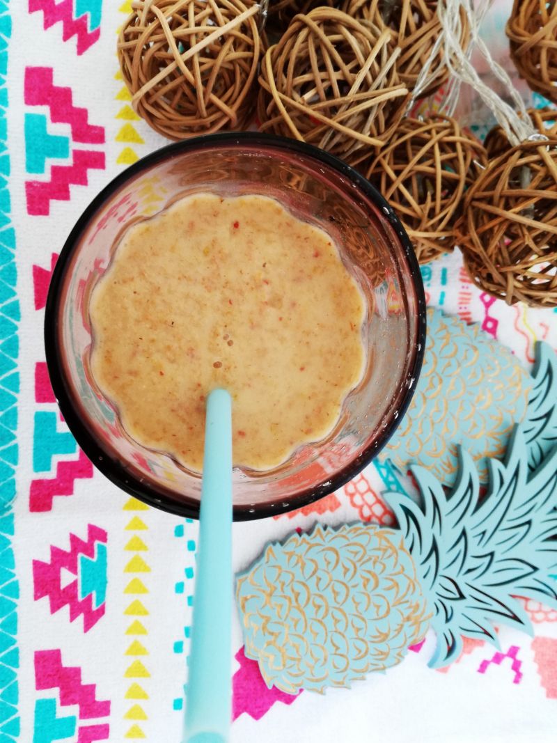 Migdałowo-owocowy koktajl