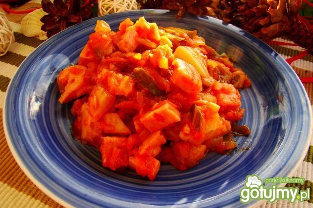 Mini bigosik z młodej kapusty 