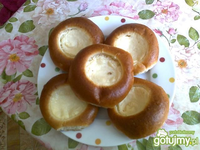 Mini drożdżówki z serem Mini drożdżówki z serem