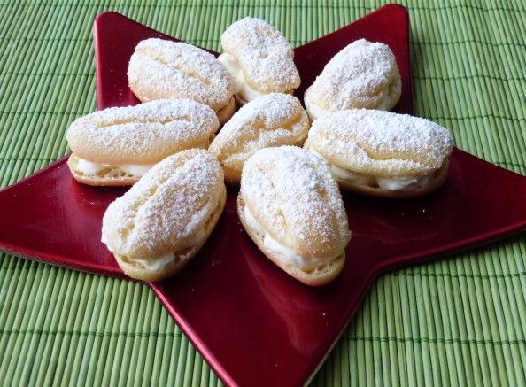 Mini eklerki z bitą śmietaną