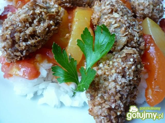 Mini klopsiki w otrębach i warzywach. Mini klopsiki w otrębach i warzywach.