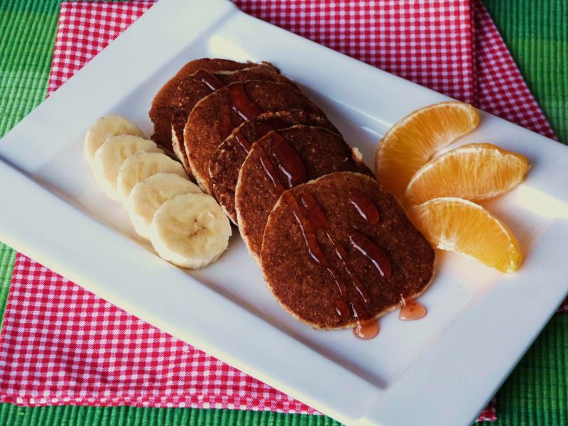 Mini naleśniki z mąki pełnoziarnistej Mini naleśniki z mąki pełnoziarnistej