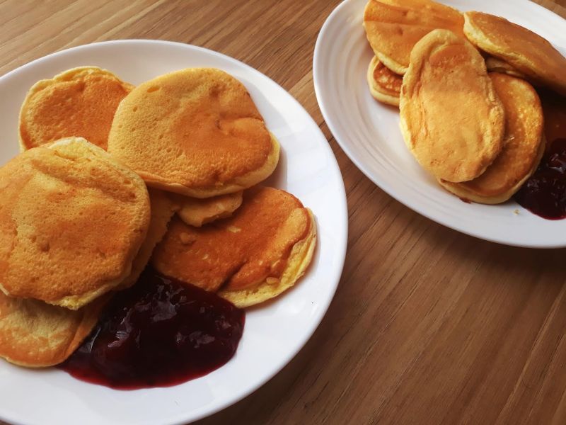 Mini omleciki z konfiturą Mini omleciki z konfiturą