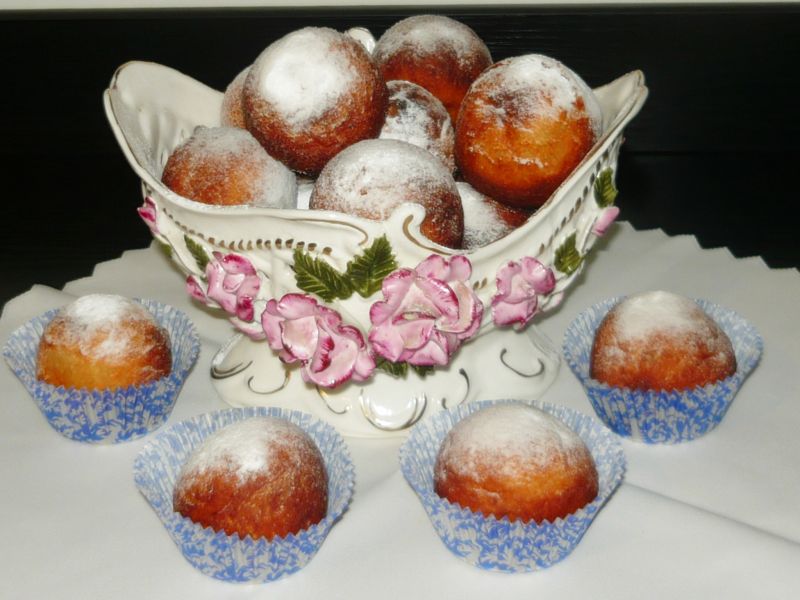 Mini pączki serowe na proszku