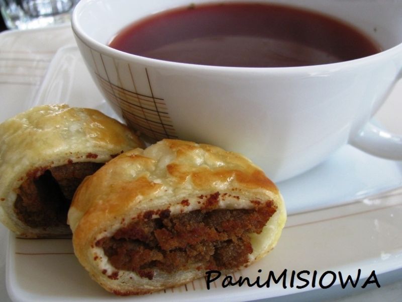 Mini paszteciki francuskie do barszczu Mini paszteciki francuskie do barszczu