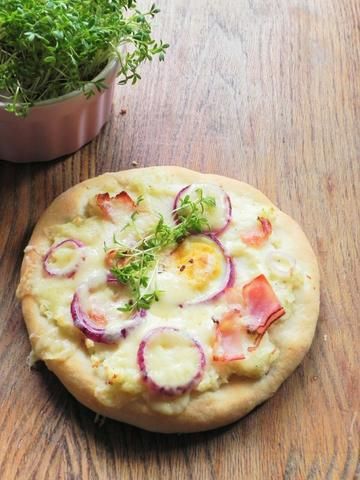 Mini pizze z puree ziemniaczanym