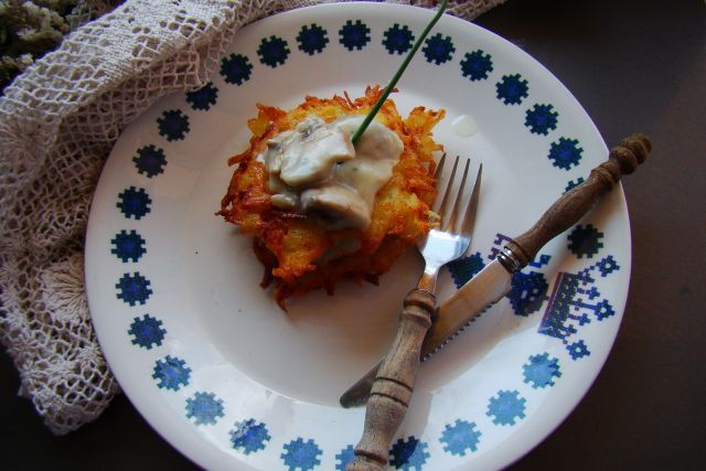 Mini placuszki z pieczarkami Mini placuszki z pieczarkami