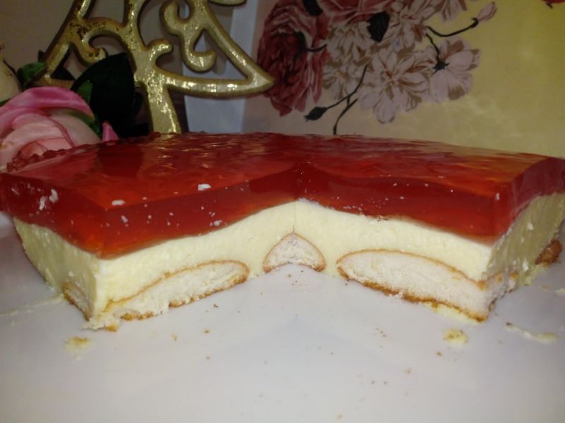 Mini serniczek gotowany z galaretką