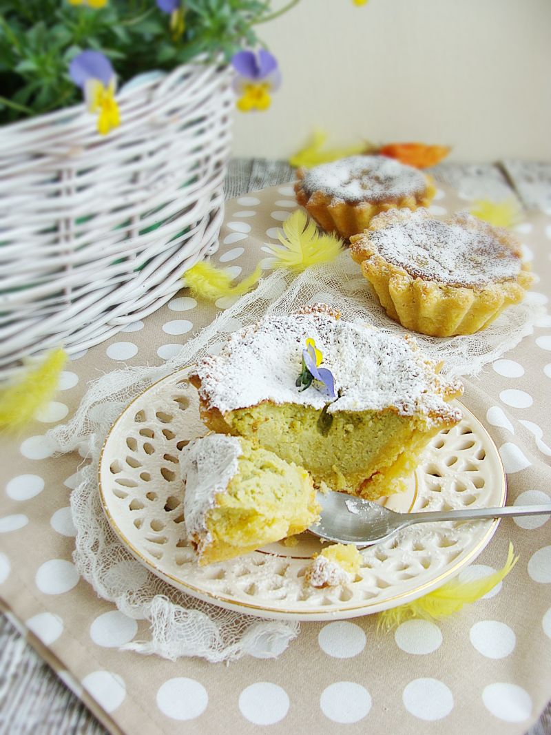 Mini serniczki z matcha Mini serniczki z matcha