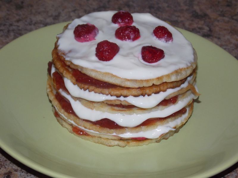 Mini tort naleśnikowy Mini tort naleśnikowy