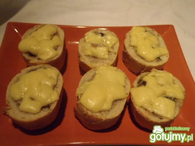 Mini zapiekanki z bagietki
