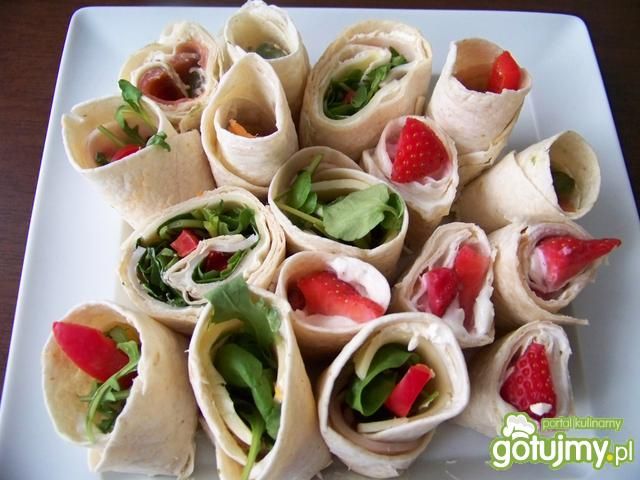 Mini zawijańce z tortillą Mini zawijańce z tortillą