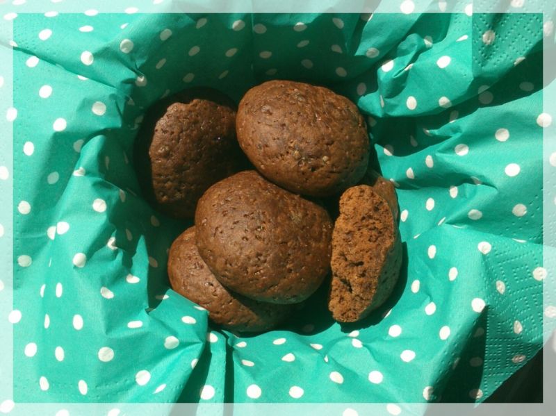 Minibrownie z listkami mięty