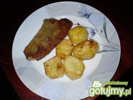 Mintaj z pieczonymi ziemniaczkami