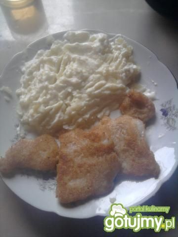 Mintaj z ziemniaczkami ze śmietaną Mintaj z ziemniaczkami ze śmietaną