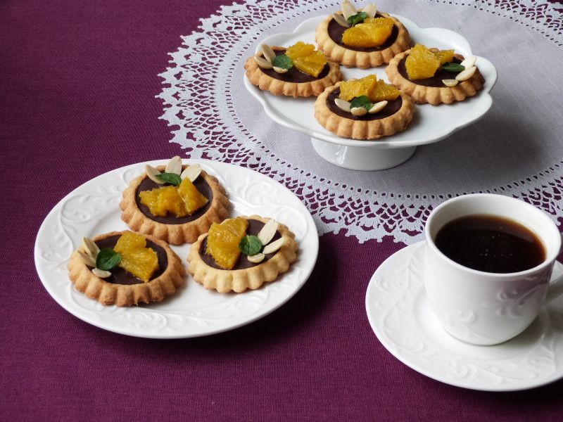 Miodowe tartaletki z czekoladą