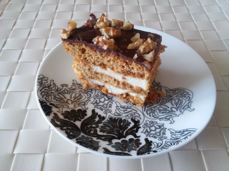 Miodownik z grysikową masą