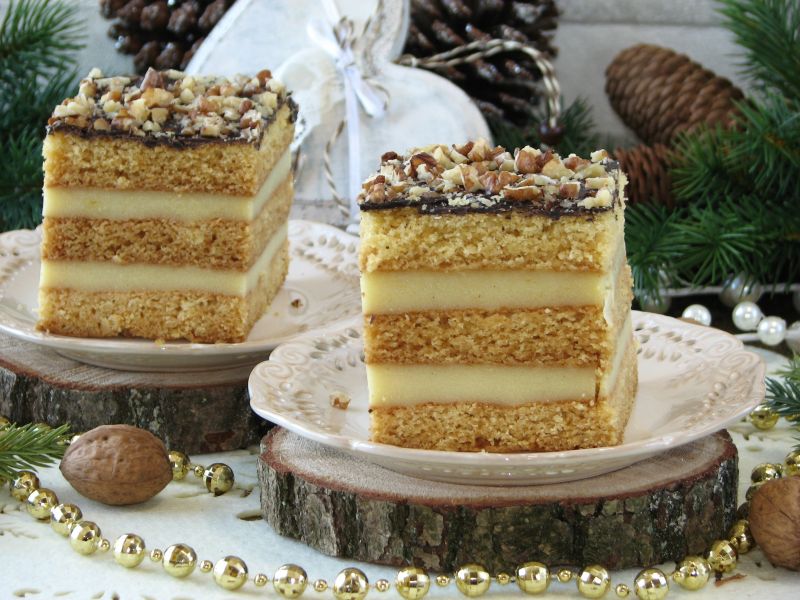 Miodownik z kaszą manną  Miodownik z kaszą manną