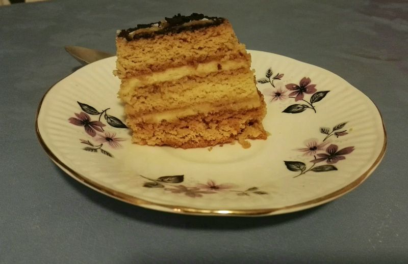 Miodownik z masą serową